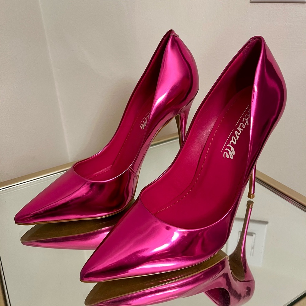 L'Intervalle Pink Mirror Pumps - Picture 4 of 7